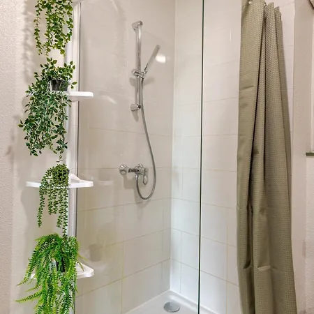 Appartement Cozy With Free Parking On Site *
